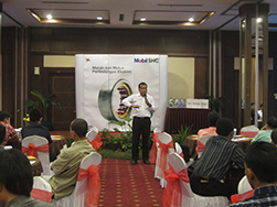 Grease_Seminar_1_251x188